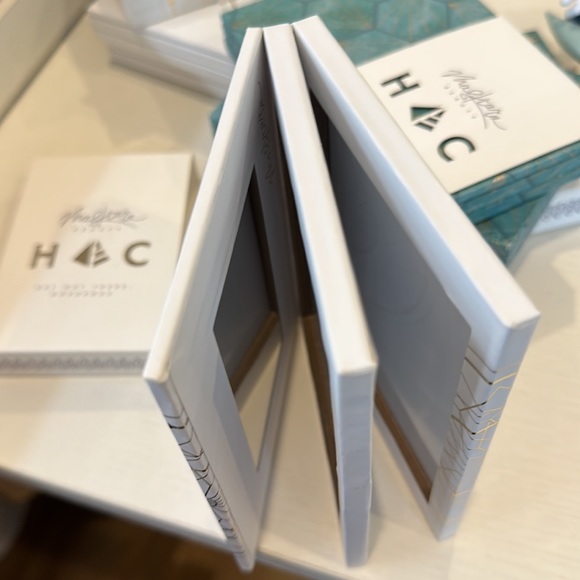 Maskcara mini double decker palette iiid palette 12 Seint palette - Picture 6 of 6